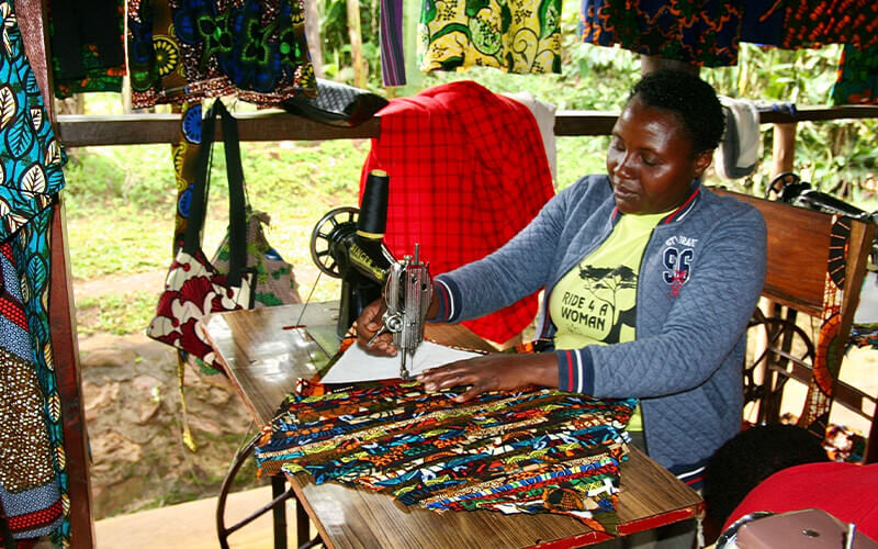 Ride 4 A Woman - Buhoma Village - Uganda