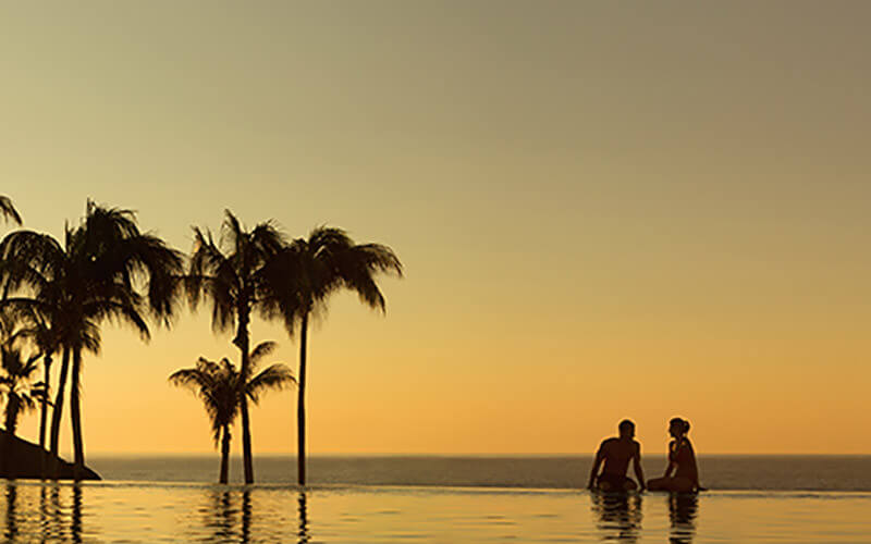 Endless Summer with Apple Vacations