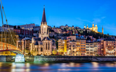 10 Amazing Places You Must Experience in 2022 and Beyond