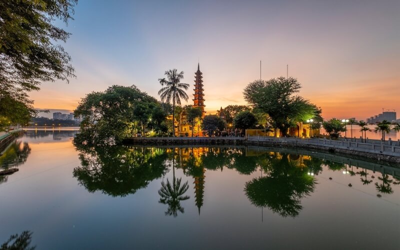 A Perfect Day in Hanoi